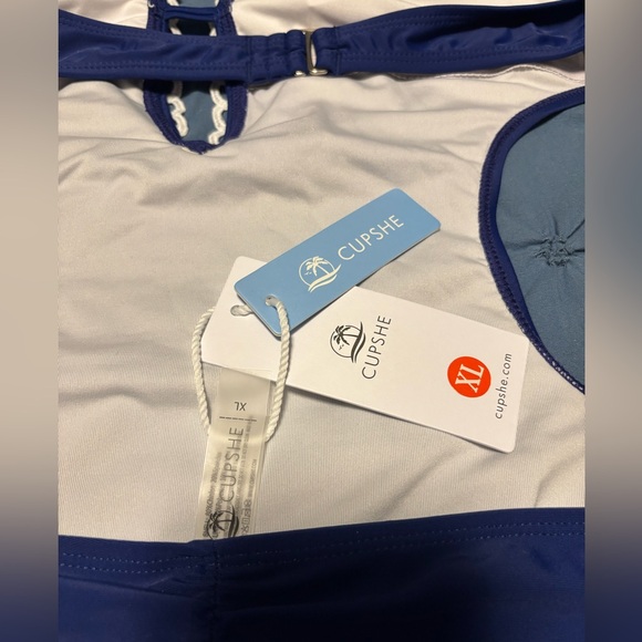 Elegant Navy and White Halter Swimsuit - Picture 6 of 7